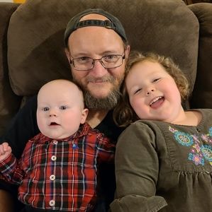 Meet your Posher, Joshua